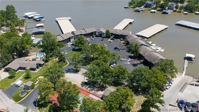 TOP-FLOOR WALK-IN WITH A VIEW! This Harbor Point condo checks - photo 25