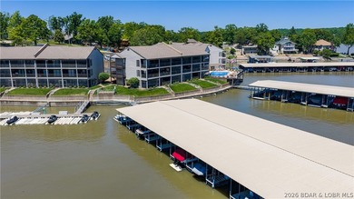 TOP-FLOOR WALK-IN WITH A VIEW! This Harbor Point condo checks - photo 27