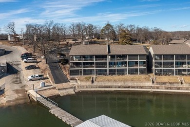 TOP-FLOOR WALK-IN WITH A VIEW! This Harbor Point condo checks - photo 30