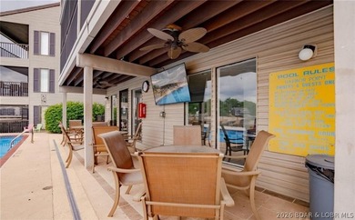 TOP-FLOOR WALK-IN WITH A VIEW! This Harbor Point condo checks - photo 32