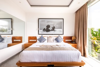 Ultimate Comfort and Relaxation in this Spacious Villa - photo 11