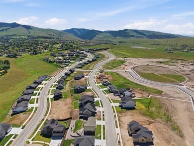 Stunning NEW CONSTRUCTION Home with Panoramic Views in a Prime - photo 8
