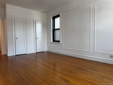 Bright and Spacious 850 square feet, move-in ready, 1 bedroom, 1 - photo 4