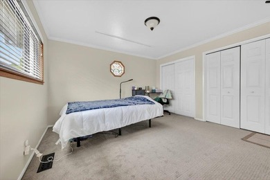 Located in Salinas, this 3-bedroom, 2-bathroom home offers 1,570 - photo 11