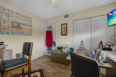 Lovely condo in the heart of Huntington Lakes. South facing unit - photo 27