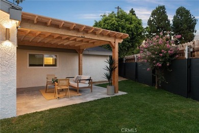 Fully Remodeled Santa Ana Retreat! Welcome to this beautifully - photo 32