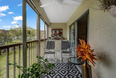 Lovely condo in the heart of Huntington Lakes. South facing unit - photo 33