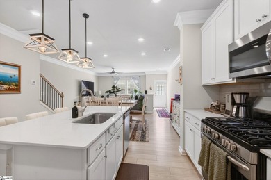 LIFESTYLE AND LOCATION LOW-MAINTENANCE TOWNHOME, ONLY 3 YEARS - photo 11