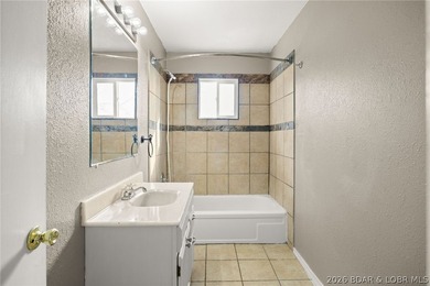 Investor/First-Time Buyer Special! Stunning Seasonal Lake View! - photo 17