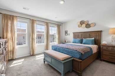 LIFESTYLE AND LOCATION LOW-MAINTENANCE TOWNHOME, ONLY 3 YEARS - photo 20