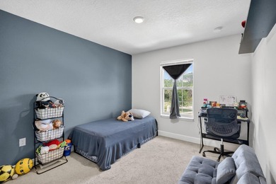 Built in 2022, no roof worries here! This 4BD/2.5BA/2-car garage - photo 28