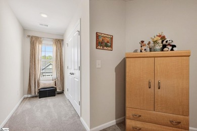 LIFESTYLE AND LOCATION LOW-MAINTENANCE TOWNHOME, ONLY 3 YEARS - photo 29