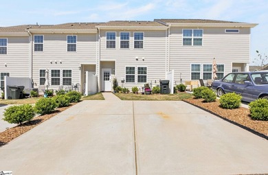 LIFESTYLE AND LOCATION LOW-MAINTENANCE TOWNHOME, ONLY 3 YEARS - photo 31