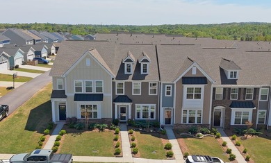 LIFESTYLE AND LOCATION LOW-MAINTENANCE TOWNHOME, ONLY 3 YEARS - photo 33