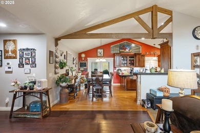 Charming 3-bedroom, 2-bath home on 1.66 acres in Sutherlin - photo 8