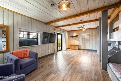 A beautiful lakefront home boasting mountain views, a boat dock - photo 30