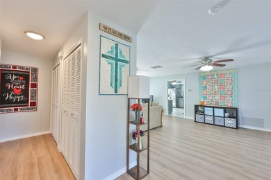 Virtually Staged. Welcome to this charming 2-bedroom, 2-bathroom - photo 11