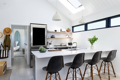 Located within Montauk Shores-often called Montauk's best-kept - photo 3