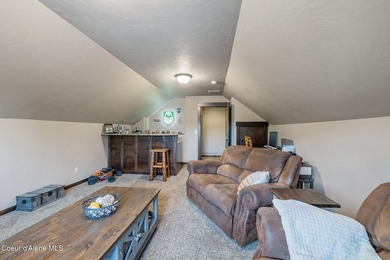 Welcome to this exceptional Craftsman style 2495 sq ft - photo 32