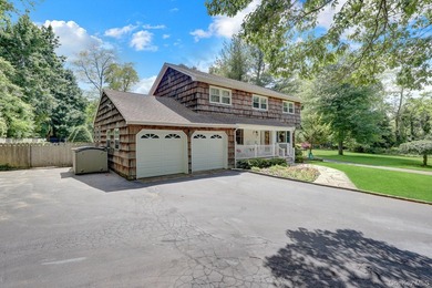 Three Village at its finest! This stately center hall colonial - photo 37