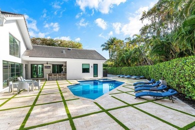 Completely Designer 6 BD 5.5 BA in Devon Place with elevated - photo 44