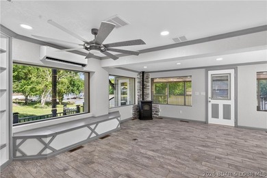 Lakefront, beautifully remodeled property, perfectly positioned - photo 17