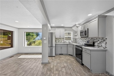 Lakefront, beautifully remodeled property, perfectly positioned - photo 20