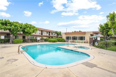 Welcome to this beautifully updated top-floor 1-bedroom, 1-bath - photo 21