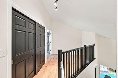 Immaculately maintained two-story end unit in demand Plymouth - photo 23
