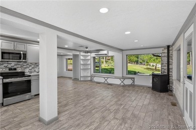 Lakefront, beautifully remodeled property, perfectly positioned - photo 26