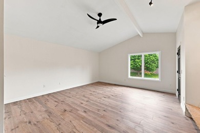 Immaculately maintained two-story end unit in demand Plymouth - photo 29