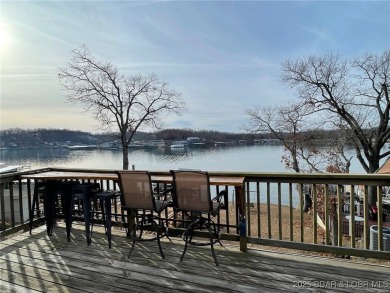 Lake Condo Sale Pending in Lake Ozark, Missouri