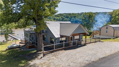 Lakefront, beautifully remodeled property, perfectly positioned - photo 45