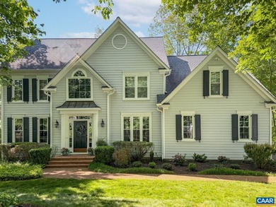 Located in desirable Glenmore, this four bedroom, three and a - photo 1