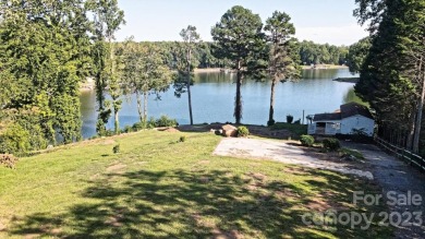 Lake Norman Lot For Sale in Sherrills Ford North Carolina