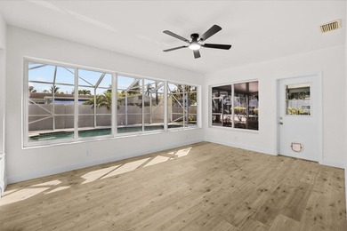 Showings must be scheduled with Showingtime. Exquisite 3-bedroom - photo 20