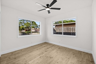 Showings must be scheduled with Showingtime. Exquisite 3-bedroom - photo 29