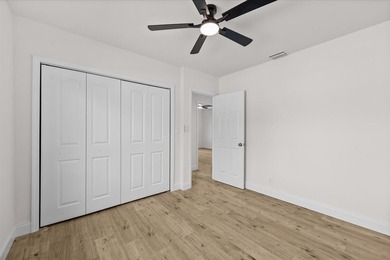 Showings must be scheduled with Showingtime. Exquisite 3-bedroom - photo 33