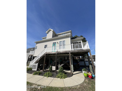 Welcome to 29 Tyner Drive in Elizabethtown, NC -- a beautifully - photo 3