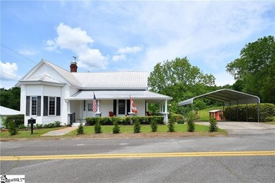 Lake Hartwell Home For Sale in Westminster South Carolina