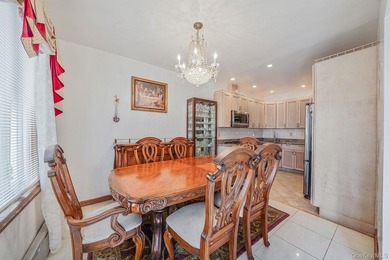 Step into your new home - a beautifully maintained home in the - photo 8
