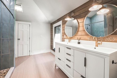 4 N Point Trail is a truly one-of-a-kind retreat, privately - photo 45