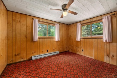 The view steals the show at this Wisconsin River home, where 315 - photo 12