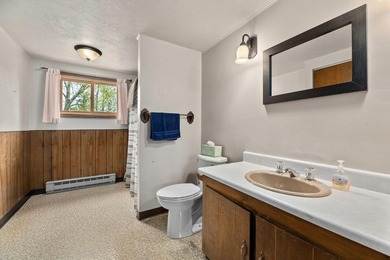 The view steals the show at this Wisconsin River home, where 315 - photo 13