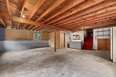 The view steals the show at this Wisconsin River home, where 315 - photo 14
