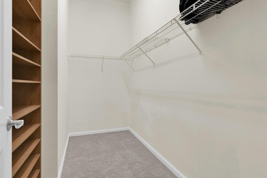 Sought-after corner/end-unit townhome with an enviable location - photo 24