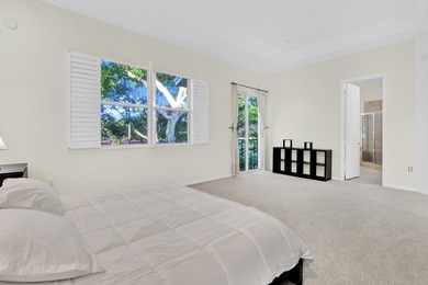 Sought-after corner/end-unit townhome with an enviable location - photo 25