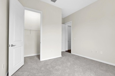 Sought-after corner/end-unit townhome with an enviable location - photo 36