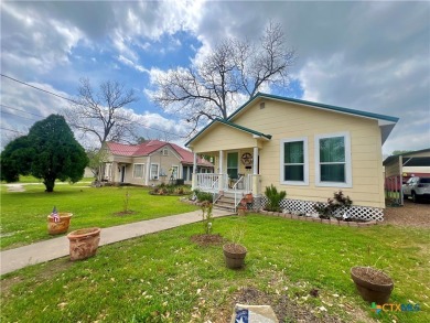 This inviting home offers lots of natural lighting. Its's been