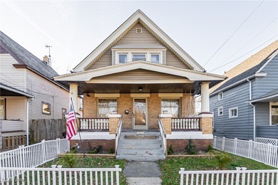 (private lake, pond, creek) Home For Sale in Cleveland Ohio